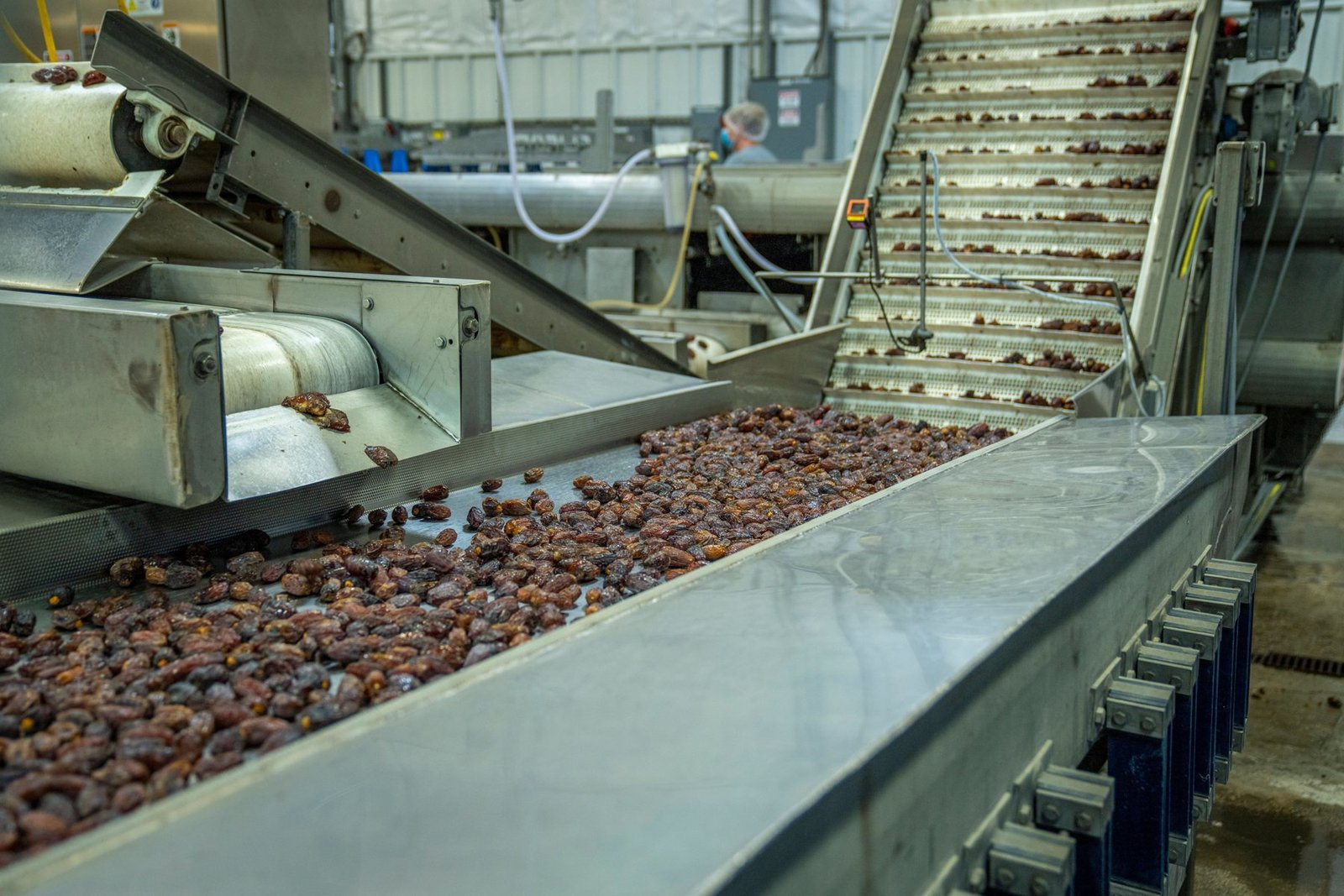 Industrial steel cord conveyor belt illustration